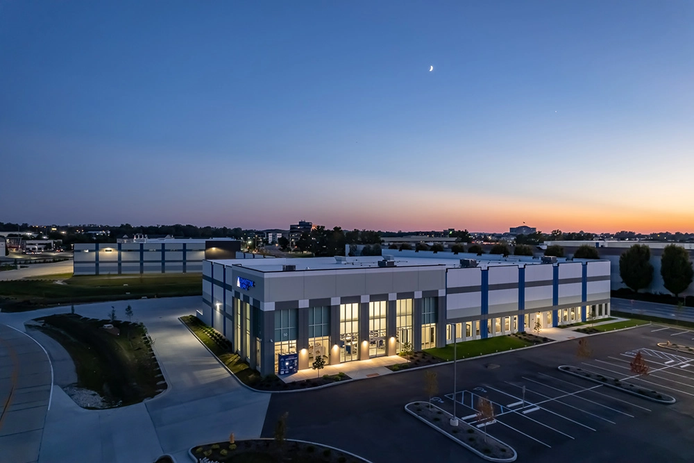 exterior of Earth City Spec and Johnstone Supply HQ Industrial